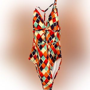 Brand new never worn with tags Cupshe bathing suit size small